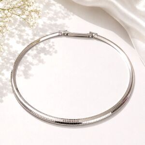 Silver Tone Omega Link Necklace with Extender
